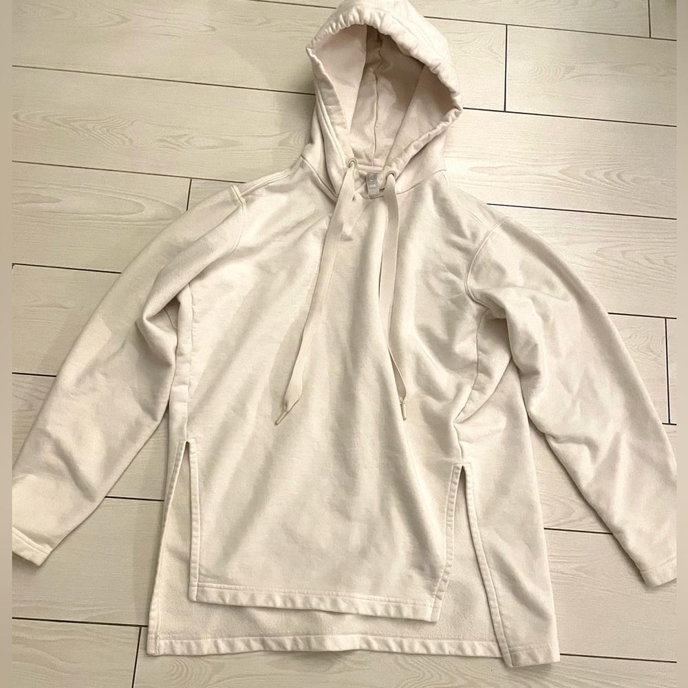athleta cream sweater with hood size‎ XXS